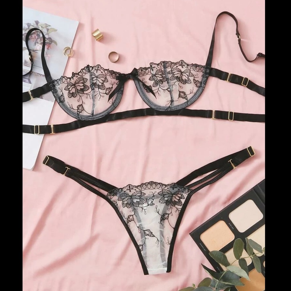 Floral Lingerie Set